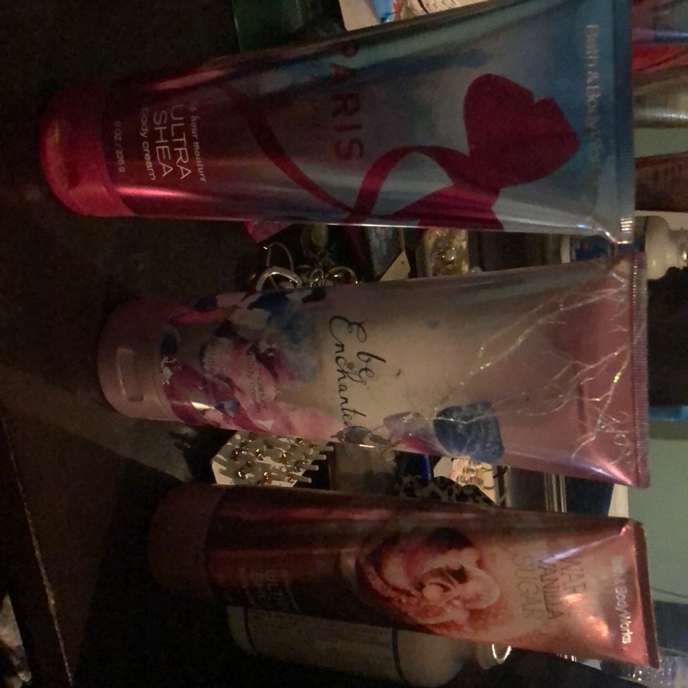 Lotion bath and body work